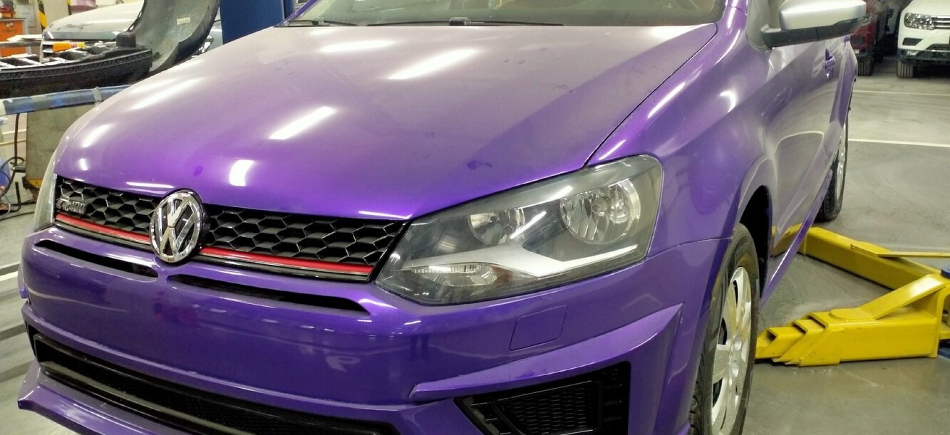Polo Hatchback tim - Volkswagen Sai Gon